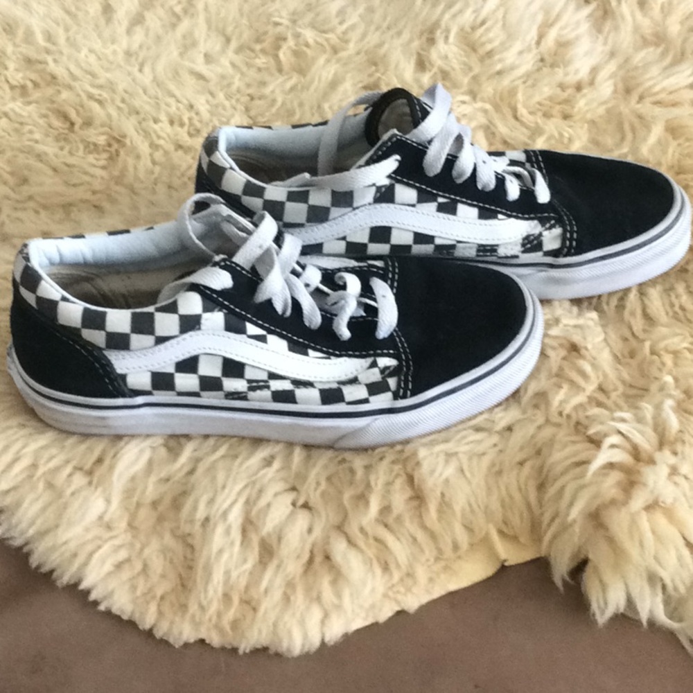 Check Vans - Picture 2 of 5